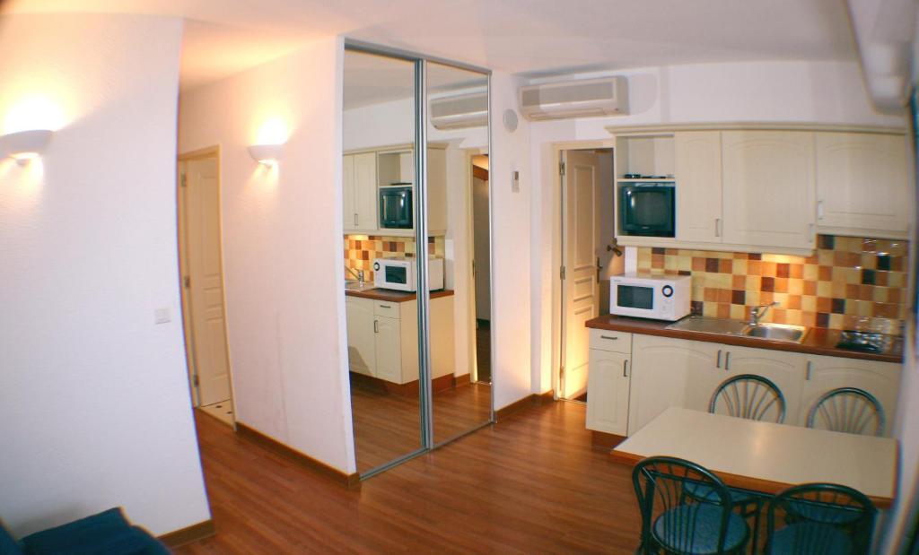 Residence Hoteliere Scudo 아작시오 객실 사진